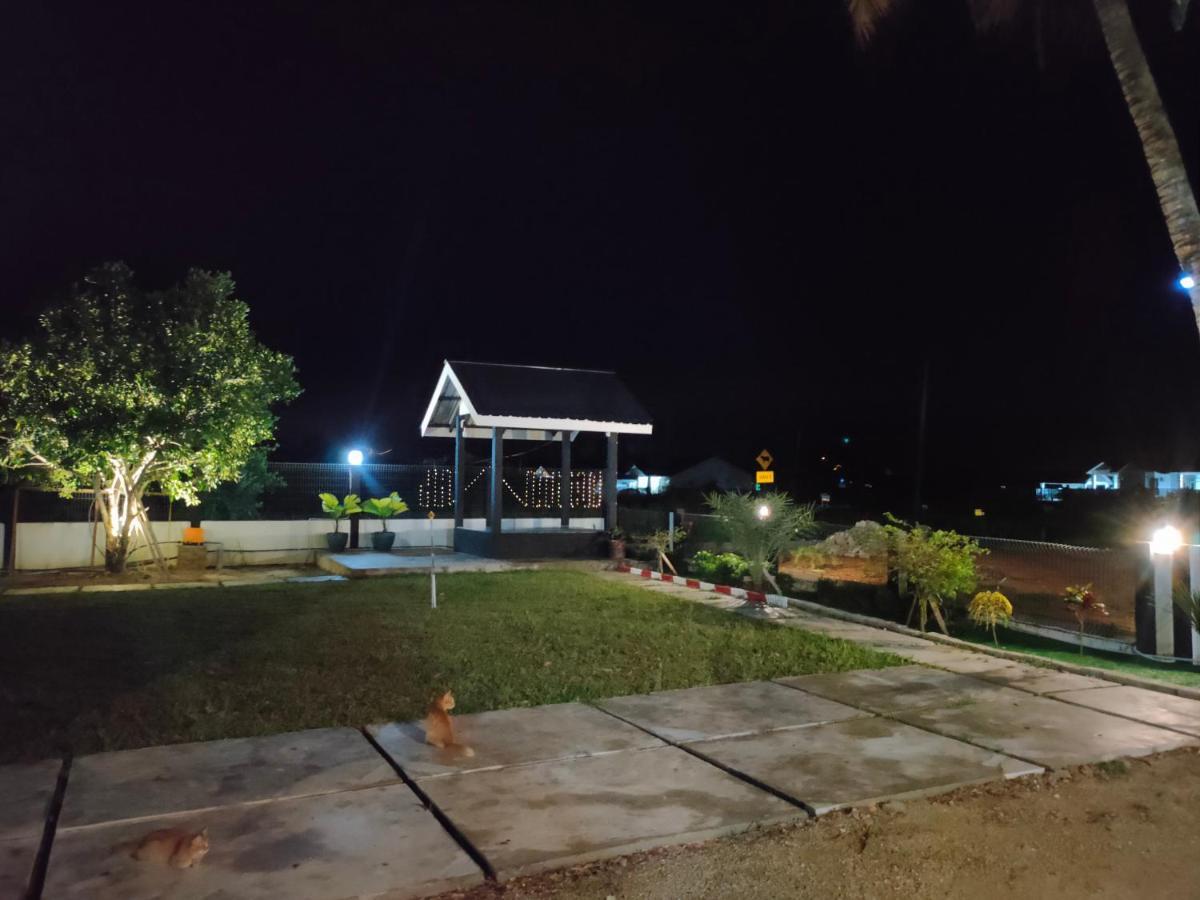 Aleesa Roomstay 巴西富地 外观 照片