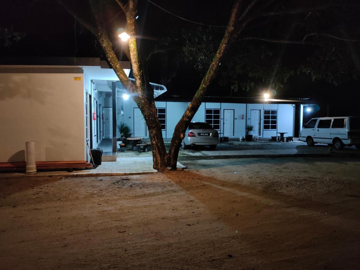 Aleesa Roomstay 巴西富地 外观 照片