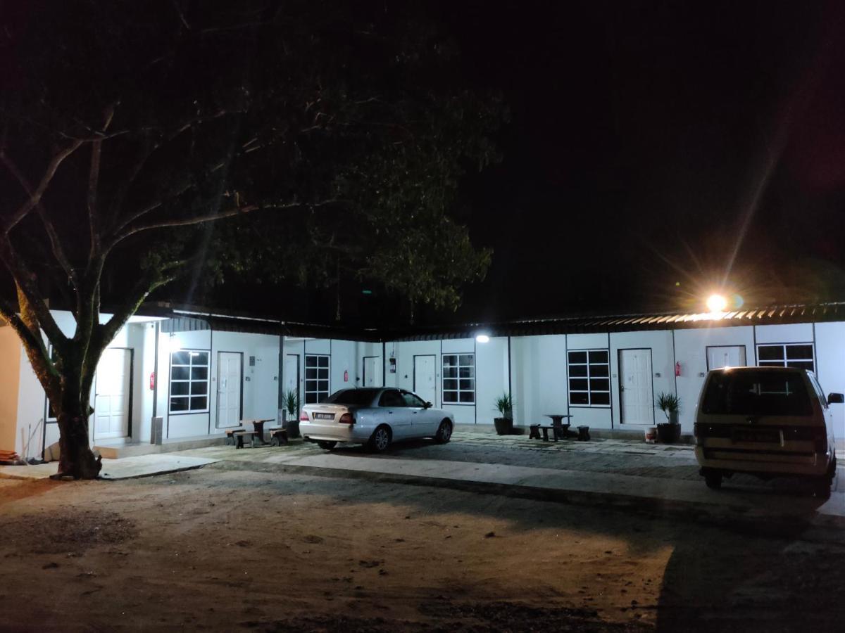 Aleesa Roomstay 巴西富地 外观 照片