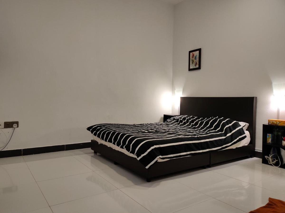 Aleesa Roomstay 巴西富地 外观 照片