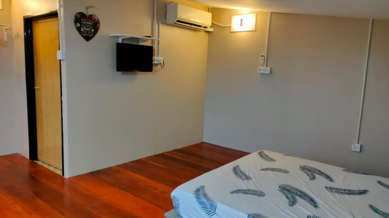 Aleesa Roomstay 巴西富地 外观 照片