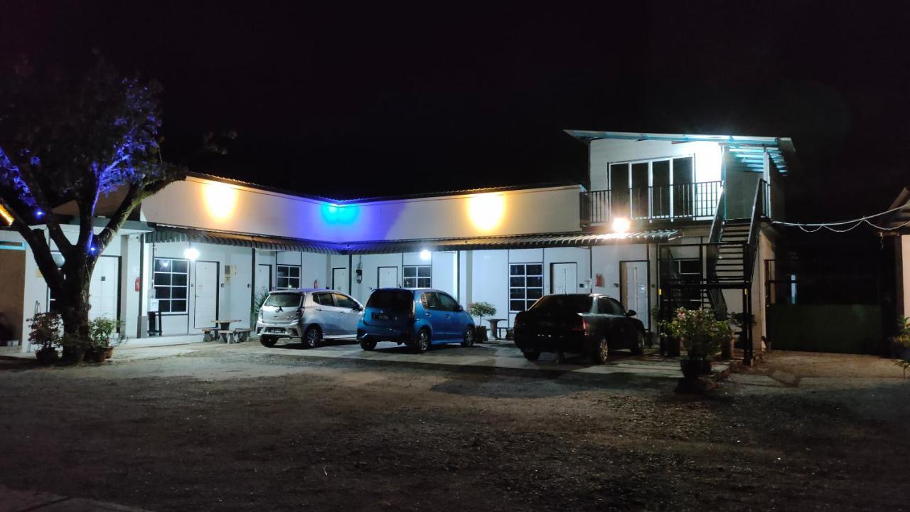 Aleesa Roomstay 巴西富地 外观 照片
