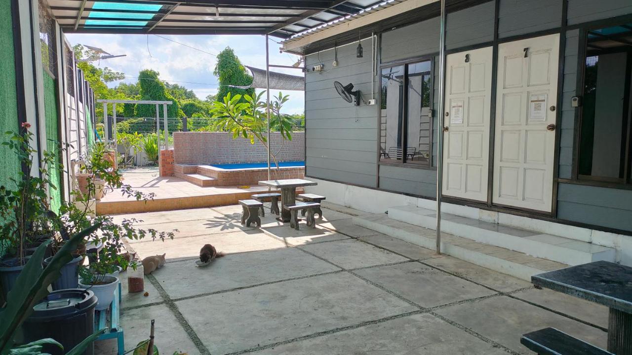 Aleesa Roomstay 巴西富地 外观 照片