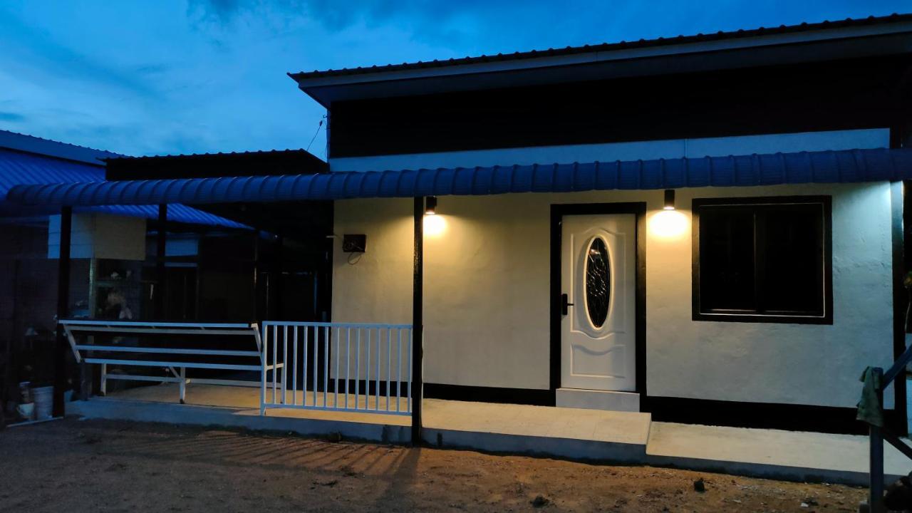 Aleesa Roomstay 巴西富地 外观 照片